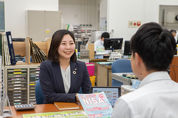 宮崎銀行で働く魅力を教えてください。